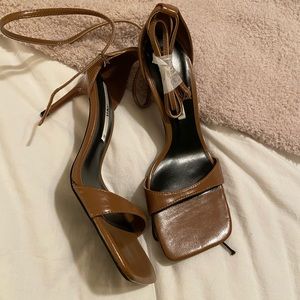 NWT brown zara heels